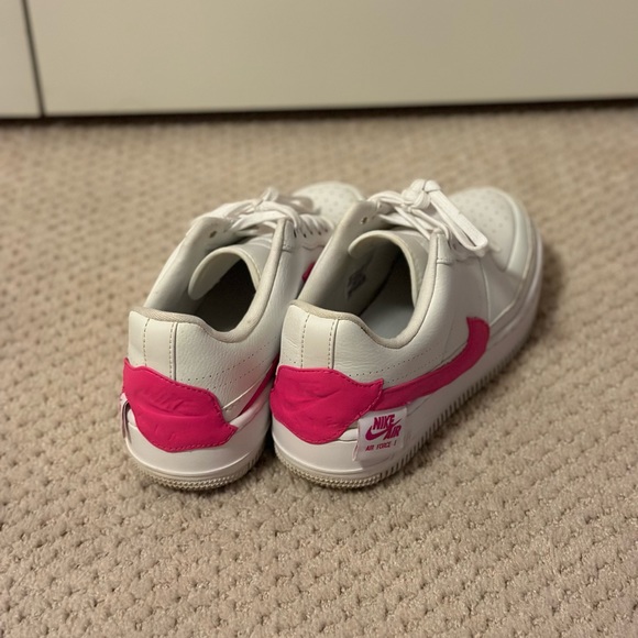 Nike women’s Air Force 1 Jester XX white and pink. Size 7.5. - Picture 2 of 8